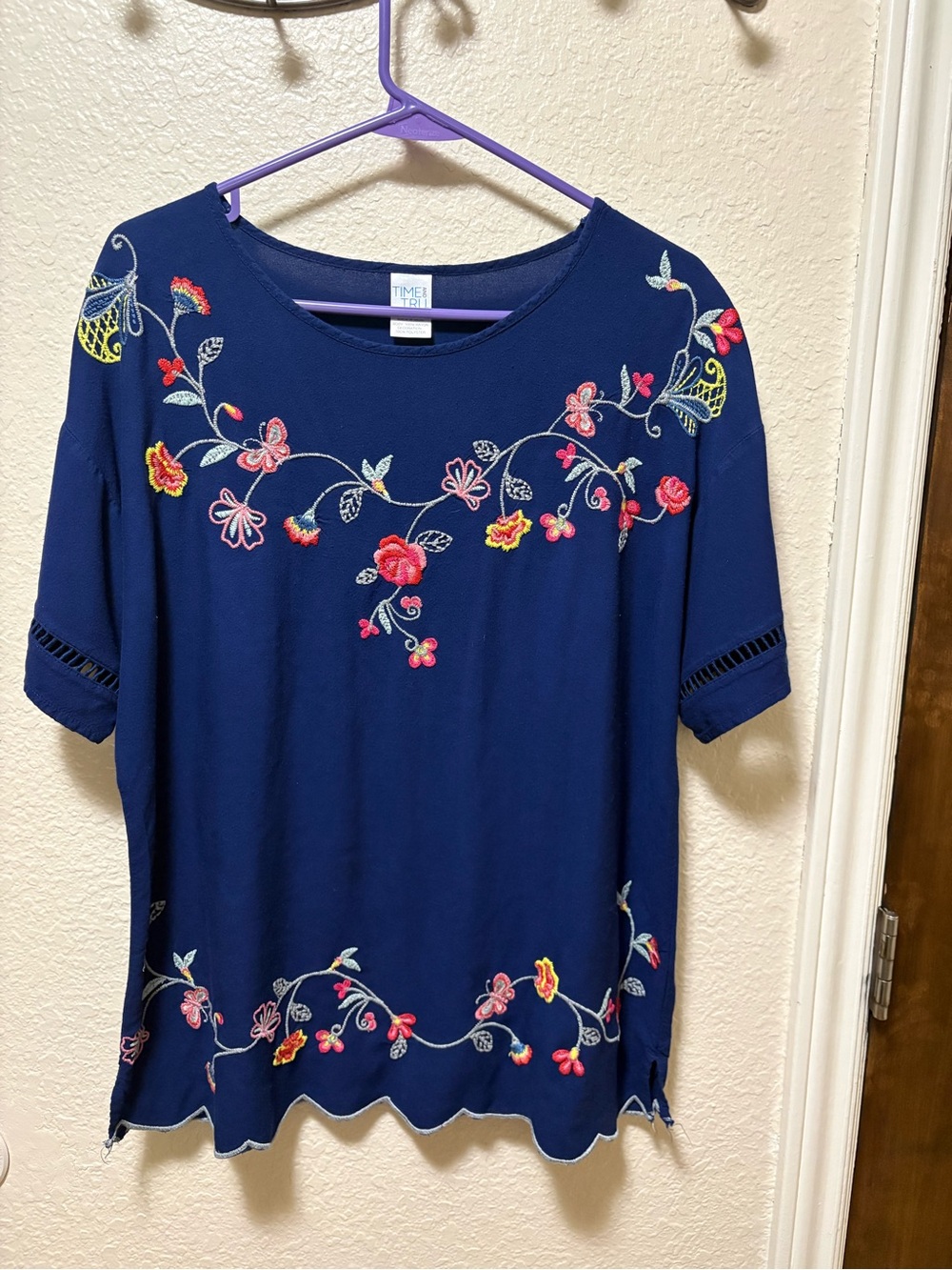 AND Navy Short-Sleeve Embroidered Floral Blouse